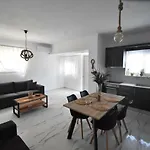 Apartment Anesis *